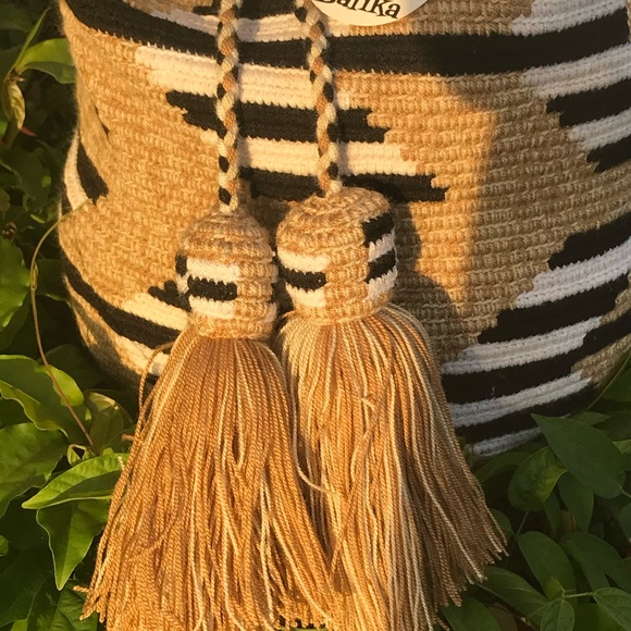 Wayuu crossbody bucket bag!!! One of the kind - Picture 5 of 6